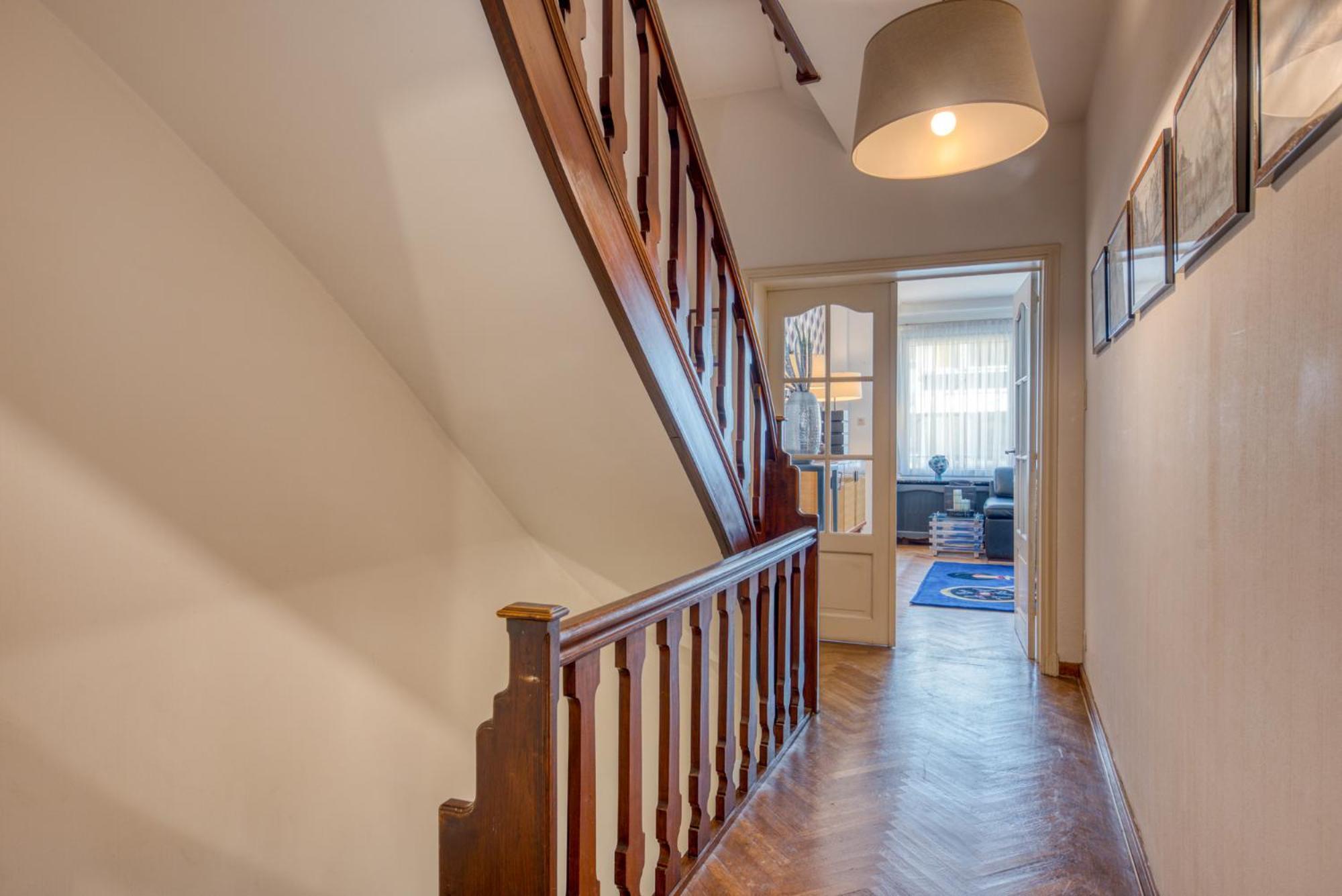 لييج Belle Maison Bourgeoise Partagee De 4 Logements المظهر الخارجي الصورة