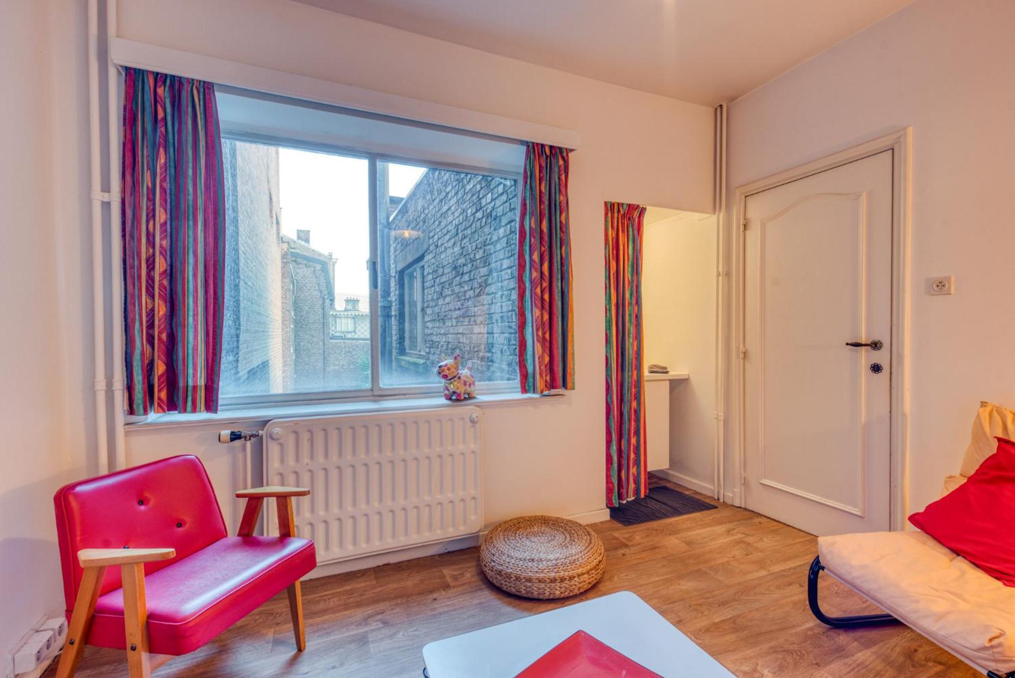 لييج Belle Maison Bourgeoise Partagee De 4 Logements المظهر الخارجي الصورة