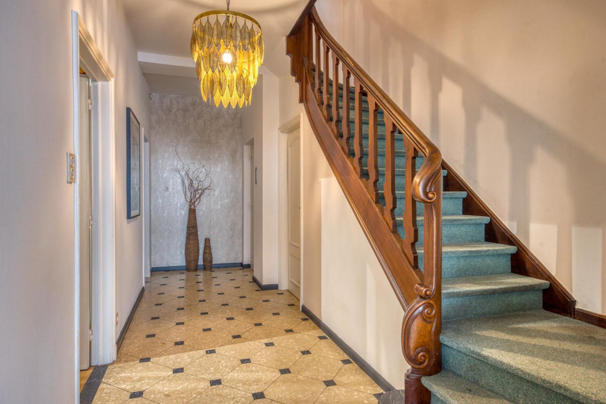 لييج Belle Maison Bourgeoise Partagee De 4 Logements المظهر الخارجي الصورة